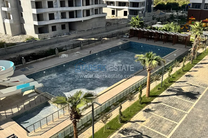 Gotowy trzypokojowy penthouse w Mersin, Arpachbakhshish 3 