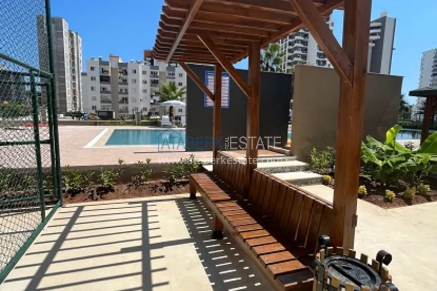 Stylowy apartament z 2 sypialniami i widokiem na góry w centrum Teje, Mersin 3 