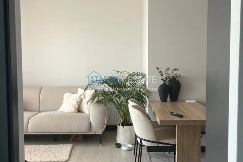 Kupuj  Stylowy apartament z 2 sypialniami i widokiem na góry w centrum Teje, Mersin 4 