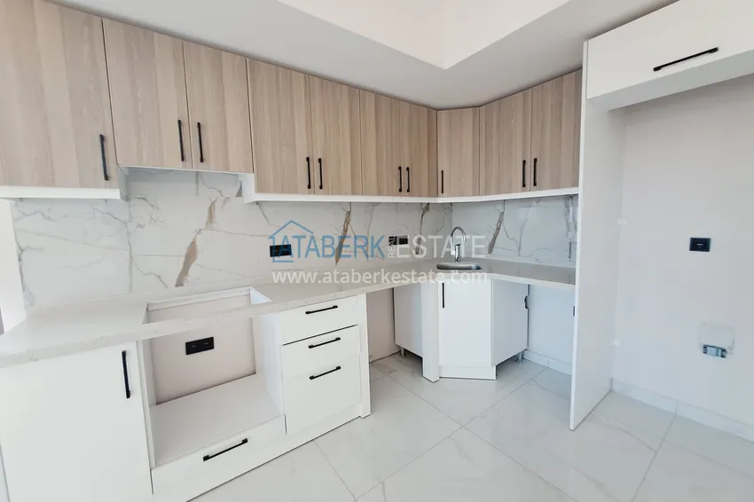 Kupuj  Apartament 1+1 od właściciela w centrum Alanyi, w pobliżu plaży Kleopatra — 350 metrów 4 