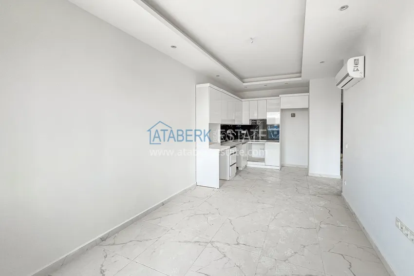 Kupuj  Apartament 1+1 z przeszklonym balkonem i widokiem na morze, dzielnica Kargicak — Alanya 4 