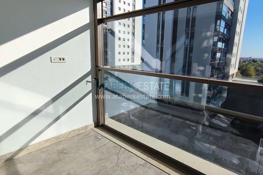 Kupuj  Apartament z oddzielną kuchnią, garderobą i przeszklonym balkonem w Antalya, Kepez 4 
