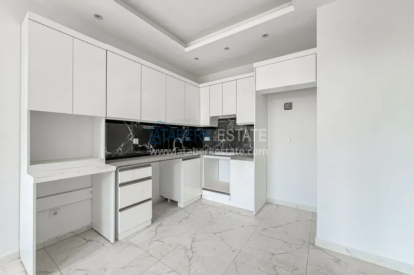 Kupuj  Apartament 1+1 z przeszklonym balkonem i widokiem na morze, dzielnica Kargicak — Alanya 5 