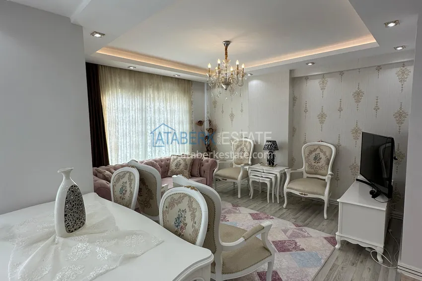 Kupuj  Stylowy penthouse z meblami i przeszklonym balkonem w dzielnicy Teje, Mersin 5 