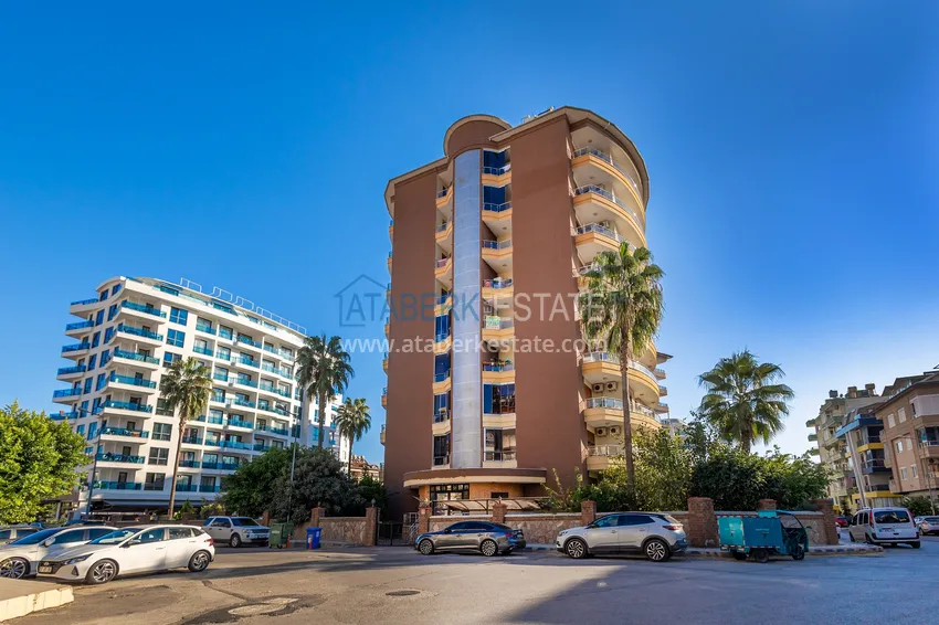 Jednopoziomowy apartament 4+1 z oddzielną kuchnią w centrum Alanyi, plaża Kleopatra  7 