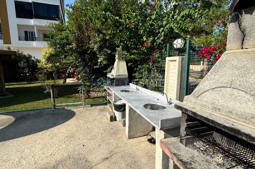 Apartament pod klucz z dwiema sypialniami i widokiem na morze w Mersin - Tomyuk 6 