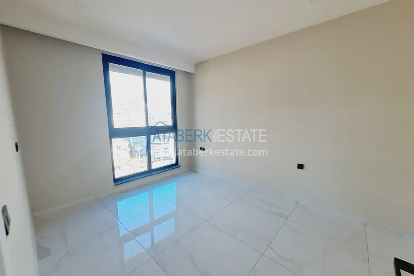 Kupuj  Apartament 1+1 od właściciela w centrum Alanyi, w pobliżu plaży Kleopatra — 350 metrów 6 