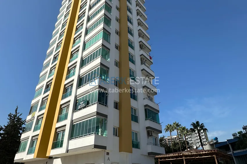 Stylowy penthouse z meblami i przeszklonym balkonem w dzielnicy Teje, Mersin 6 