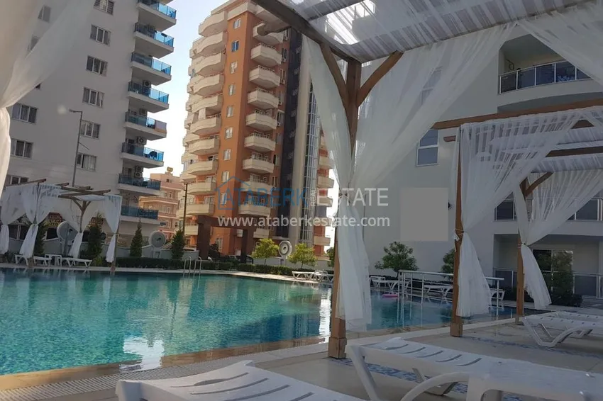 Apartament z dwiema sypialniami z meblami i oddzielnym apartamentem kuchennym w Mahmutlar 7 
