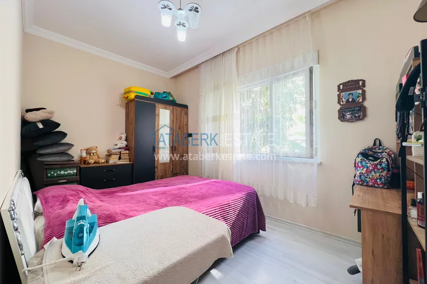 Kupuj  Jednopokojowy apartament w centrum Alanyi, umeblowany. Nadaje się do zezwolenia na pobyt 7 