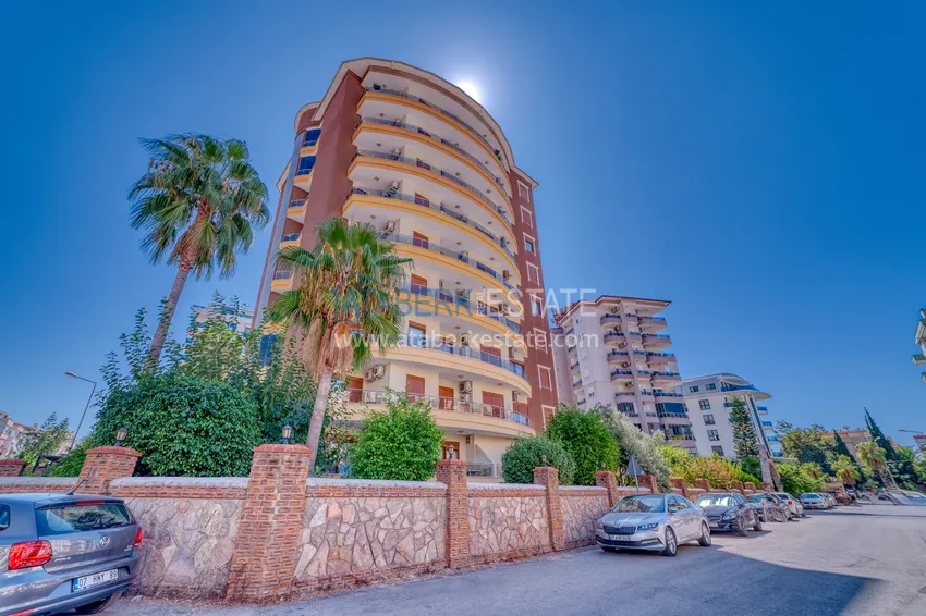 Jednopoziomowy apartament 4+1 z oddzielną kuchnią w centrum Alanyi, plaża Kleopatra  8 