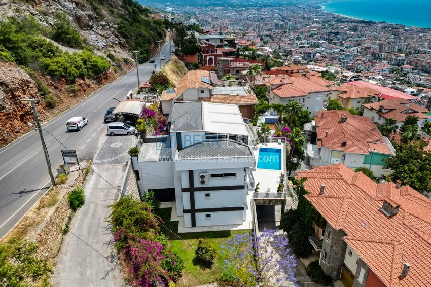 Luksusowa willa z panoramicznym widokiem na morze i zamek w Alanyi — dzielnica Kucukhasbahce 7 