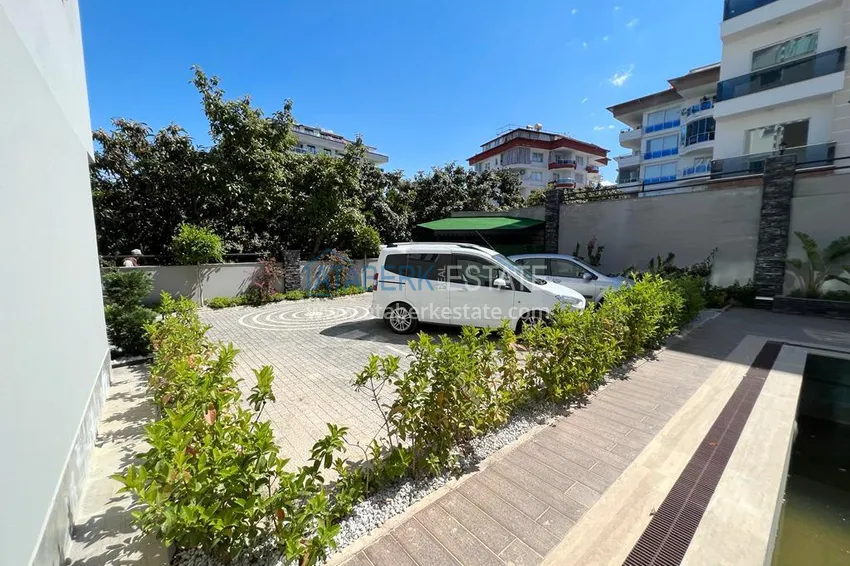 Apartament 1+1 z meblami i przeszklonym balkonem, dzielnica Oba — Alanya 7 