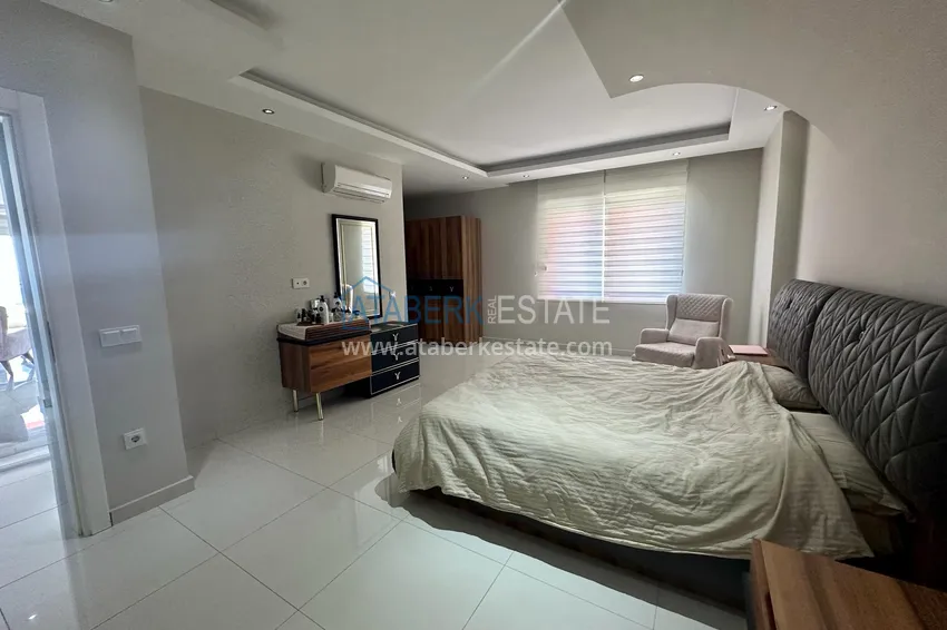 Kupuj  Dwupoziomowy penthouse z widokiem na morze w ultra-luksusowym kompleksie w dzielnicy Alanya Kestel 9 