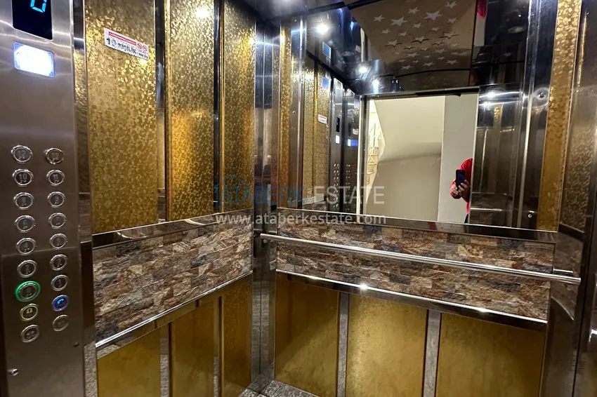 Stylowy penthouse z meblami i przeszklonym balkonem w dzielnicy Teje, Mersin 8 