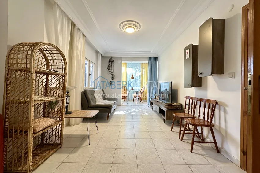 Kupuj  Apartament 1+1 z meblami, widokiem na morze i przystań w dzielnicy Alanya — Kale 1 