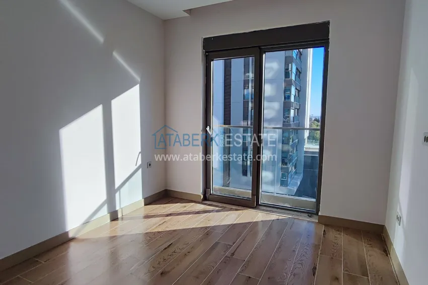 Kupuj  Apartament z oddzielną kuchnią, garderobą i przeszklonym balkonem w Antalya, Kepez 8 