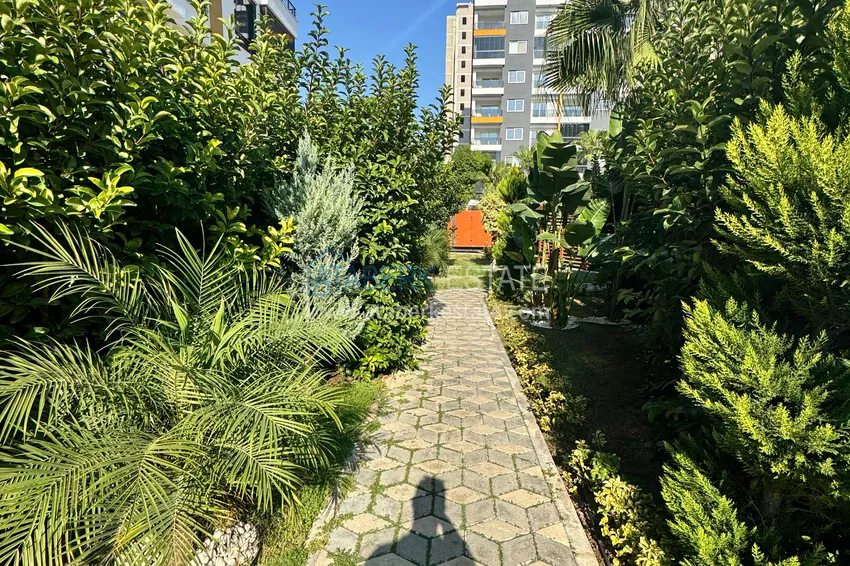 Apartament pod klucz z dwiema sypialniami i widokiem na morze w Mersin - Tomyuk 8 