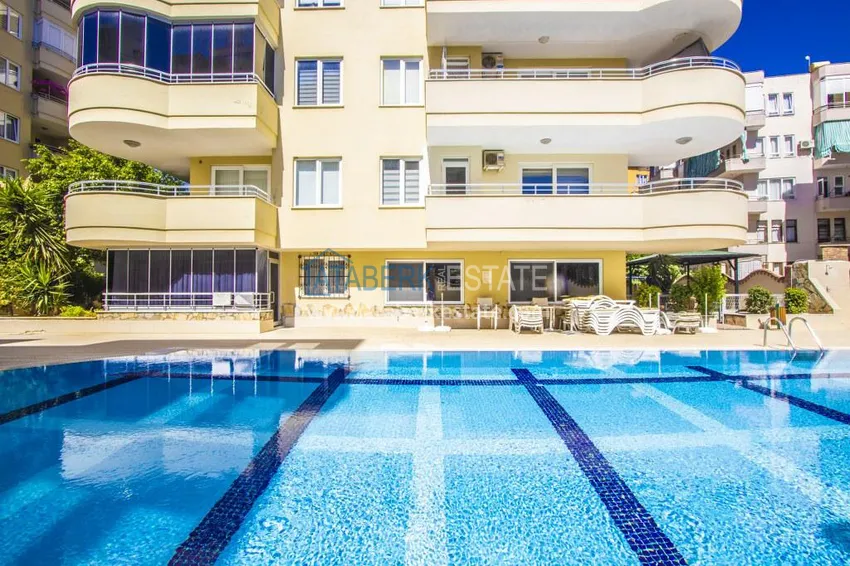 Apartament pod klucz 2+1 z przeszklonymi kormoranami i widokiem na morze w centrum Alanyi  9 