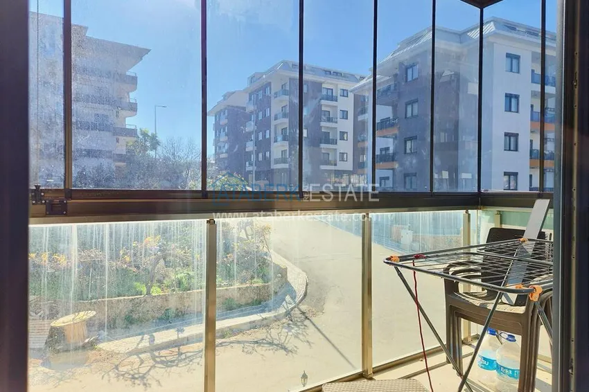 Kupuj  Apartament 1+1 z meblami i przeszklonym balkonem, dzielnica Oba — Alanya 9 