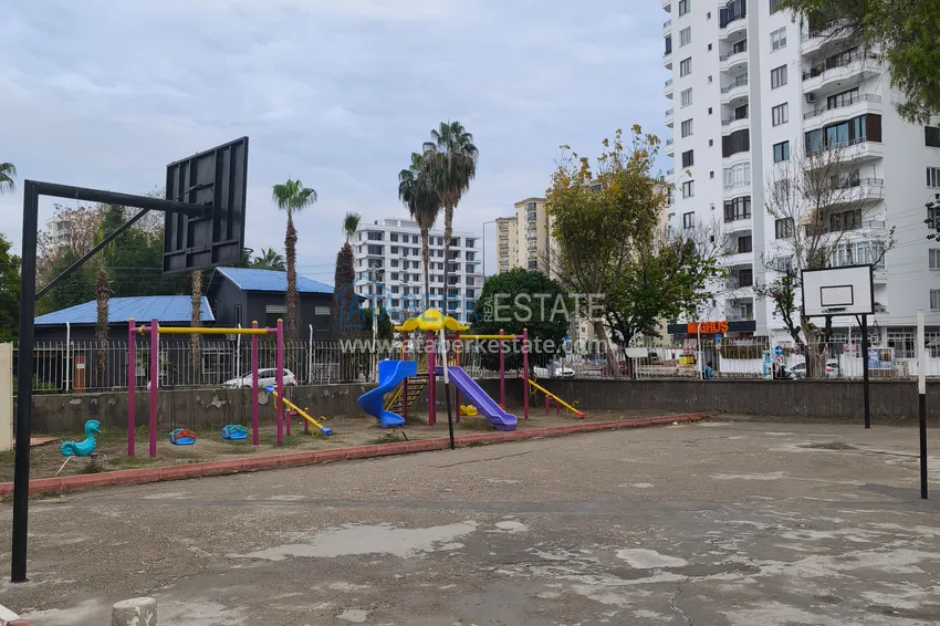 PILNA SPRZEDAŻ: W pełni odnowiony apartament z dwiema sypialniami w dzielnicy Menderes, Mezitli 11 