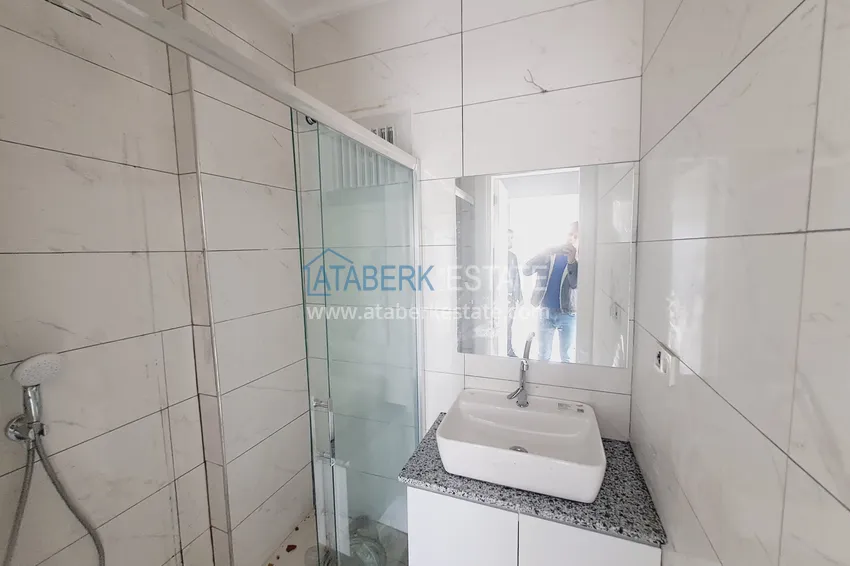 Kupuj  Dwupoziomowy penthouse 2+1 w okolicy Avsallar — oddzielna kuchnia i widok na morze  11 