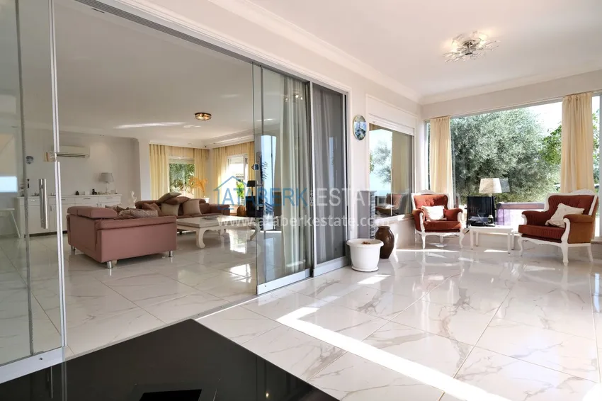 Kupuj  Wspaniała prywatna willa z panoramicznym widokiem i bungalowem gościnnym w Kestel, Alanya 12 