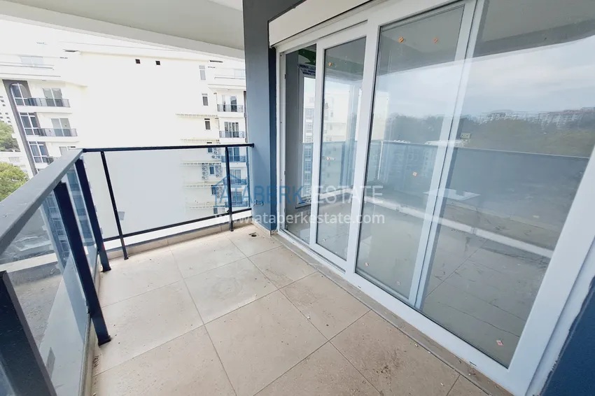 Kupuj  Dwupoziomowy penthouse 2+1 w okolicy Avsallar — oddzielna kuchnia i widok na morze  12 