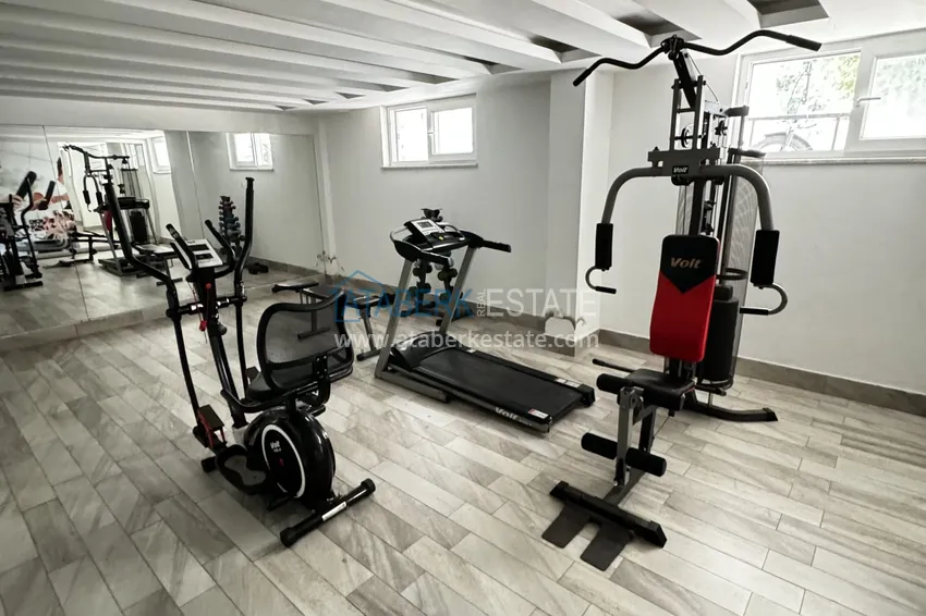 Nieruchomość na zezwolenie na pobyt. Apartament pod klucz 1+1 w centrum Alanyi — Plaża Kleopatra 16 