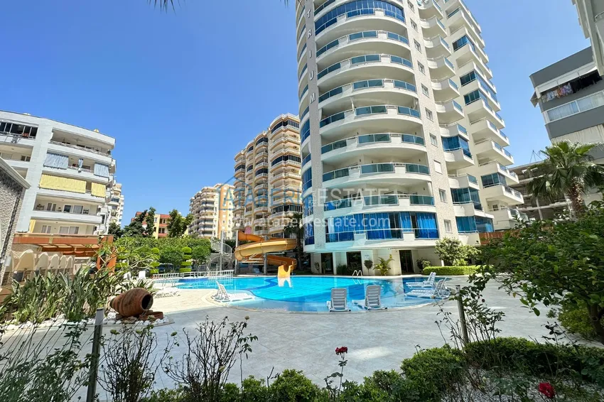 Umeblowane trzypokojowe mieszkanie 250 metrów od morza - dzielnica Mahmutlar, Alanya 1 