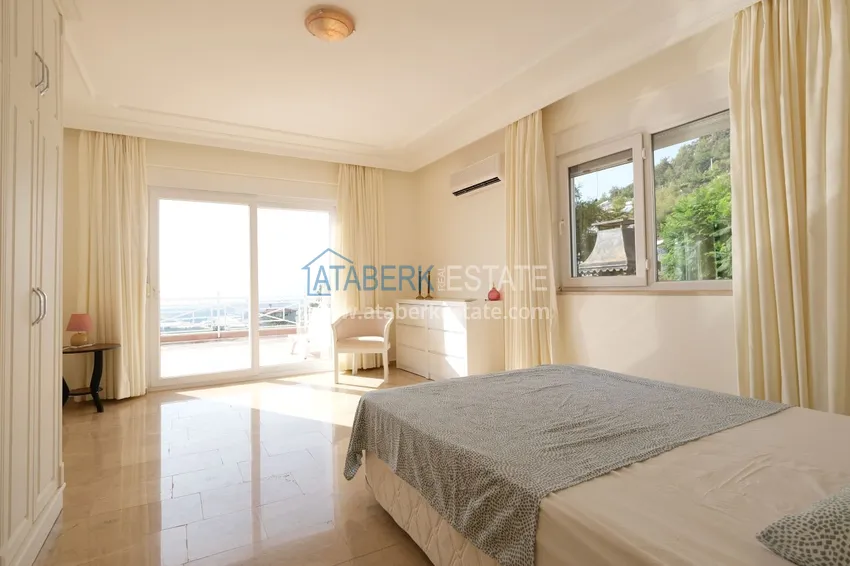 Kupuj  Wspaniała prywatna willa z panoramicznym widokiem i bungalowem gościnnym w Kestel, Alanya 24 