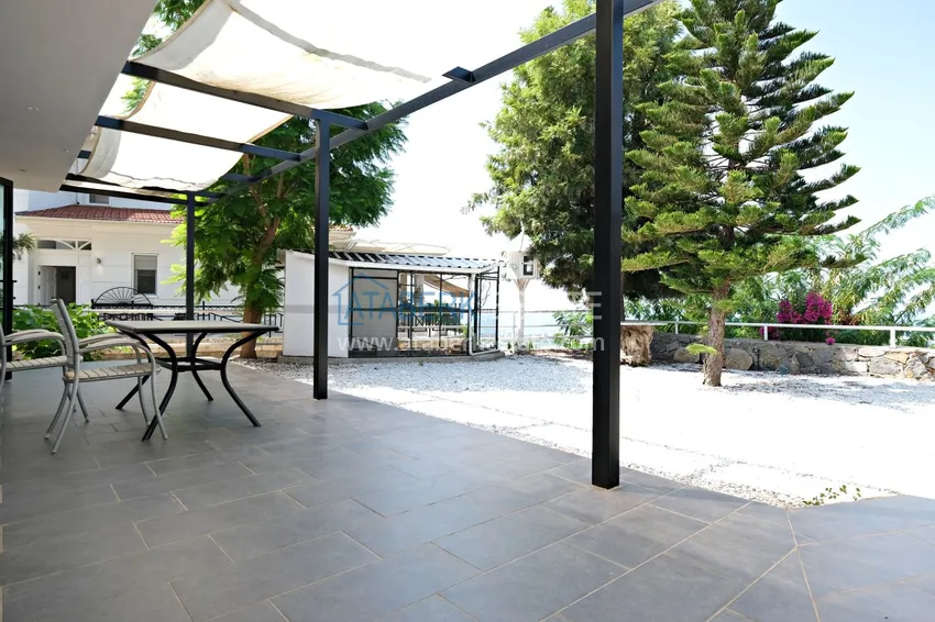 Kupuj  Wspaniała prywatna willa z panoramicznym widokiem i bungalowem gościnnym w Kestel, Alanya 45 