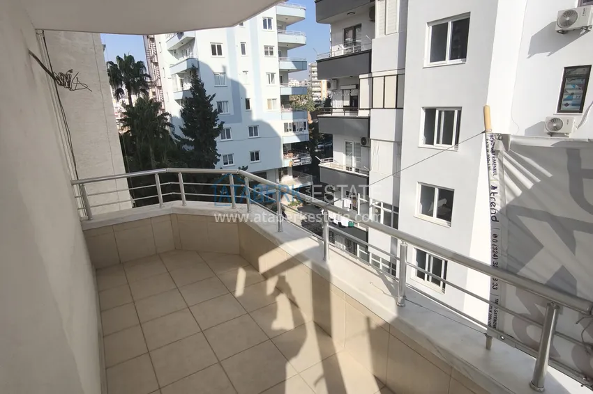 Kupuj  Mieszkanie liniowe 3+1 po kapitalnych naprawach na pierwszej linii — Mersin, dzielnica Jenisehir 33 