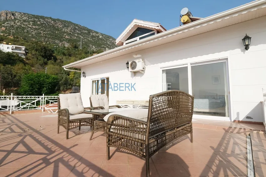 Kupuj  Wspaniała prywatna willa z panoramicznym widokiem i bungalowem gościnnym w Kestel, Alanya 38 