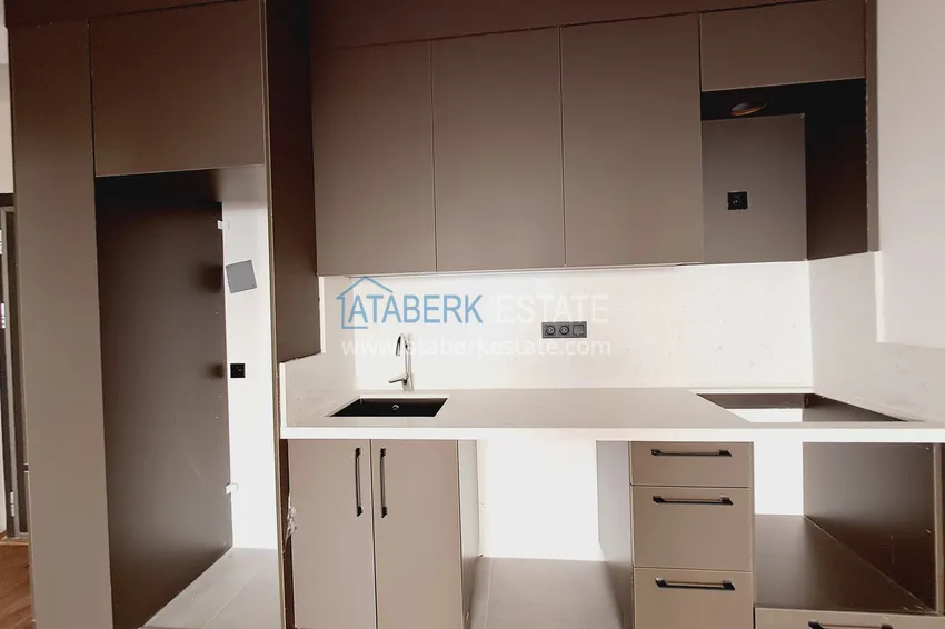 Kupuj  Apartament 1+1 od właściciela w samym centrum Alanyi — zaledwie 250 metrów od morza 3 