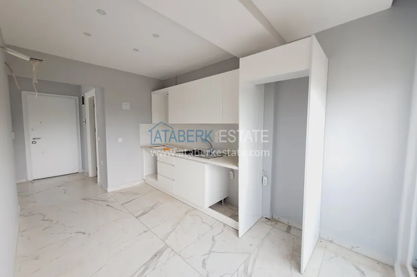 Kupuj  Dwupoziomowy penthouse 2+1 w okolicy Avsallar — oddzielna kuchnia i widok na morze  5 