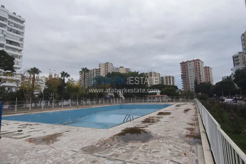 PILNA SPRZEDAŻ: W pełni odnowiony apartament z dwiema sypialniami w dzielnicy Menderes, Mezitli 8 