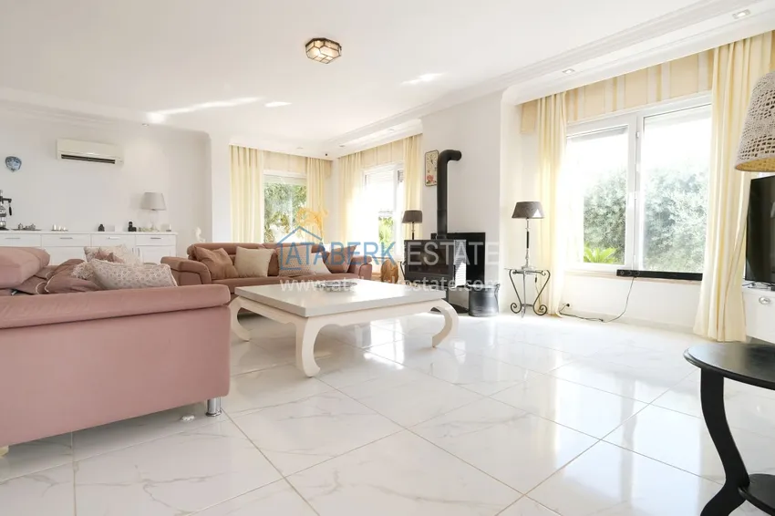 Kupuj  Wspaniała prywatna willa z panoramicznym widokiem i bungalowem gościnnym w Kestel, Alanya 8 