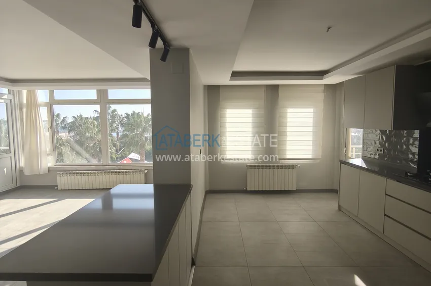 Kupuj  Mieszkanie liniowe 3+1 po kapitalnych naprawach na pierwszej linii — Mersin, dzielnica Jenisehir 9 