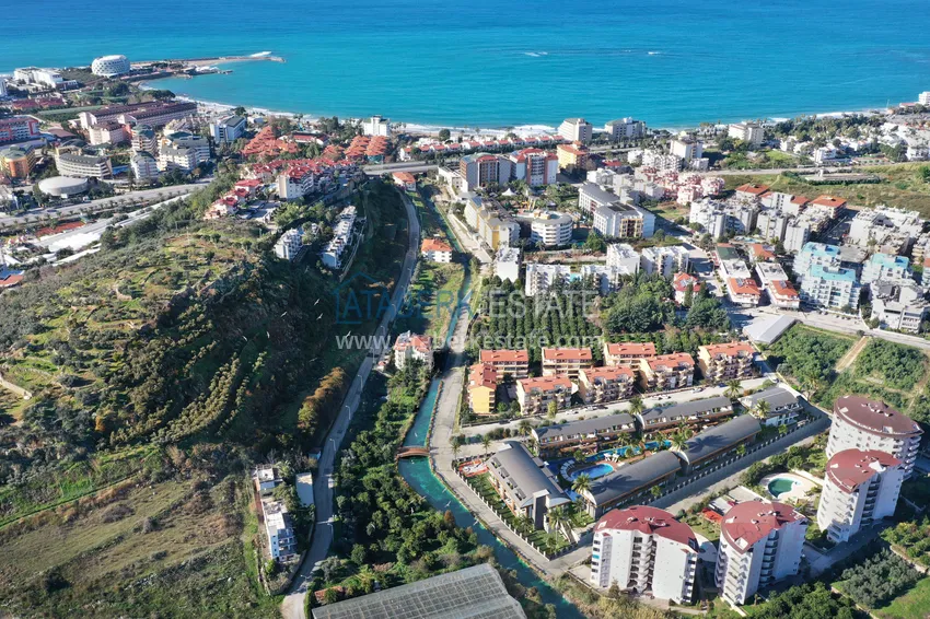 Przestronny duplex 4+1 z designerskim remontem w Alanya, dzielnica Avsallar 1 