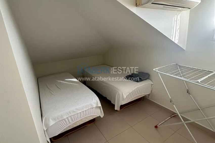 Kupuj  Nieruchomość na zezwolenie na pobyt. Umeblowany dwupoziomowy penthouse w Alanya, dzielnica Cikcilli 13 
