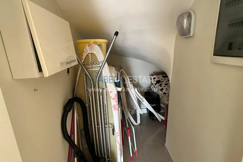 Kupuj  Nieruchomość na zezwolenie na pobyt. Umeblowany dwupoziomowy penthouse w Alanya, dzielnica Cikcilli 14 