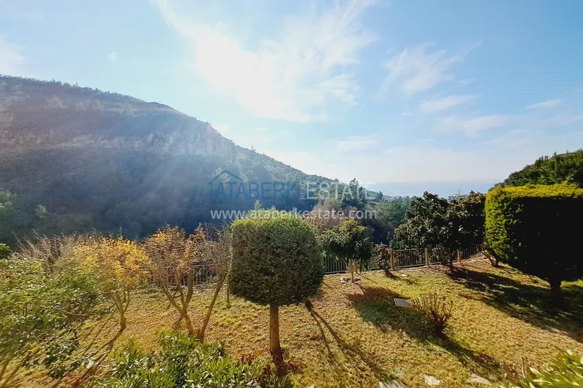 Umeblowana kamienica z panoramicznym widokiem w Alanyi, dzielnica Kargicak  14 