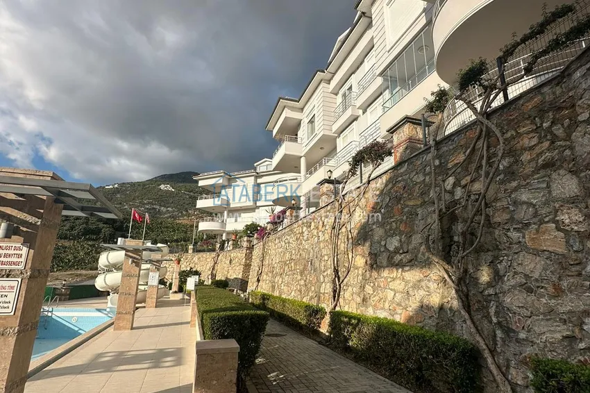 Nieruchomość na zezwolenie na pobyt. Umeblowany dwupoziomowy penthouse w Alanya, dzielnica Cikcilli 14 