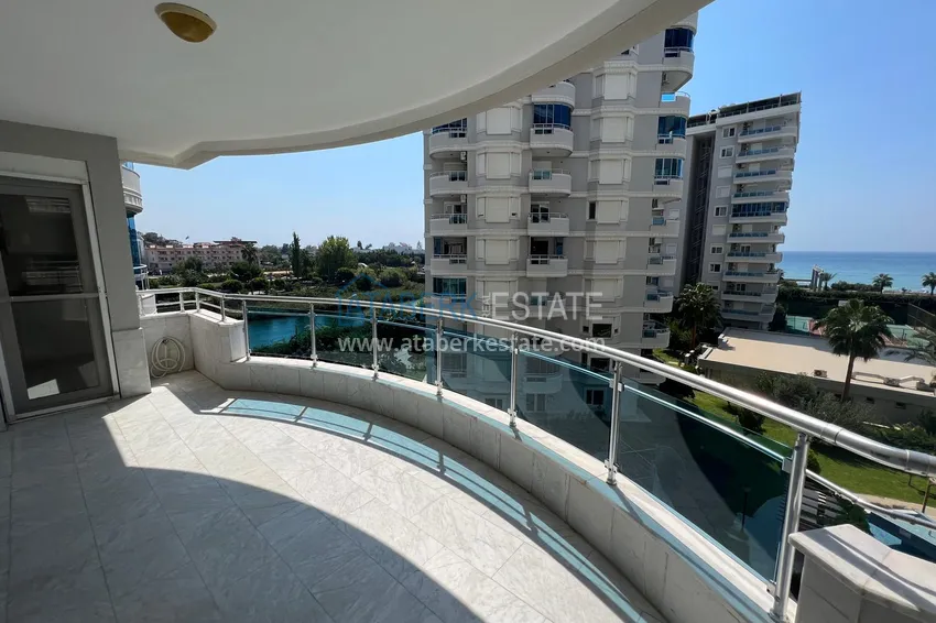 Kupuj  3+1 umeblowane mieszkanie bezpośrednio od właściciela — pierwszy apartament nadmorski, dzielnica Tosmur, Alanya 15 