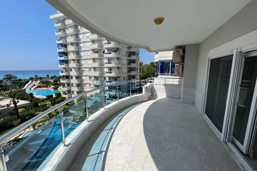 Kupuj  3+1 umeblowane mieszkanie bezpośrednio od właściciela — pierwszy apartament nadmorski, dzielnica Tosmur, Alanya 16 