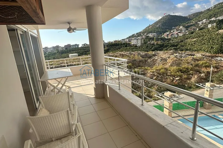 Kupuj  Nieruchomość na zezwolenie na pobyt. Umeblowany dwupoziomowy penthouse w Alanya, dzielnica Cikcilli 19 