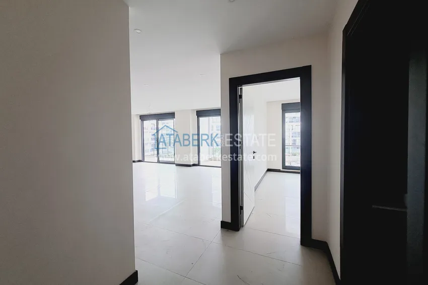 Kupuj  Przestronny, precyzyjnie wykończony apartament w nowym kompleksie mieszkalnym — dzielnica Oba, Alanya 1 