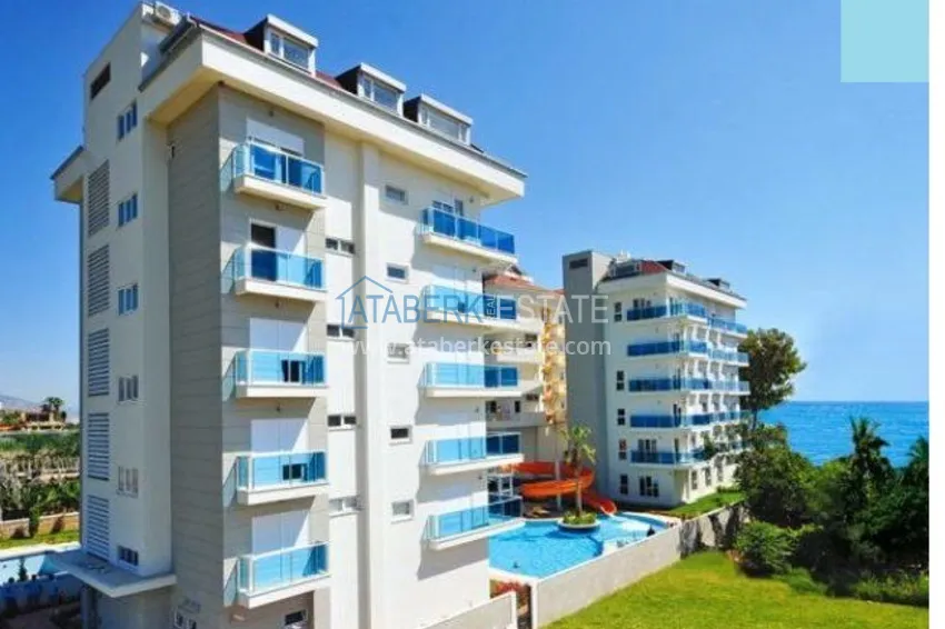 Dwupoziomowy penthouse w rejonie Kestel, umeblowany - pierwsza linia brzegowa  1 