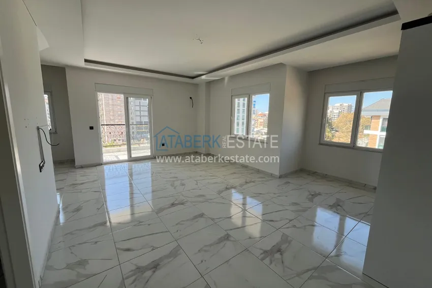 Kupuj  Dwupoziomowy penthouse z doskonałym wykończeniem w nowym kompleksie - dzielnica Mahmutlar, Alanya 1 